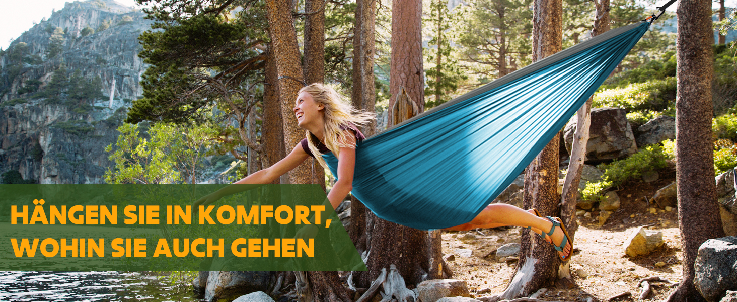 Намет-гамак NATUREFUN для кемпінгу та подорожей | 300 кг, 300x200 см | Атмосвітка, швидковисихаючий нейлон, 2 карабіни, 2 шнури | Зелений, темно-зелений