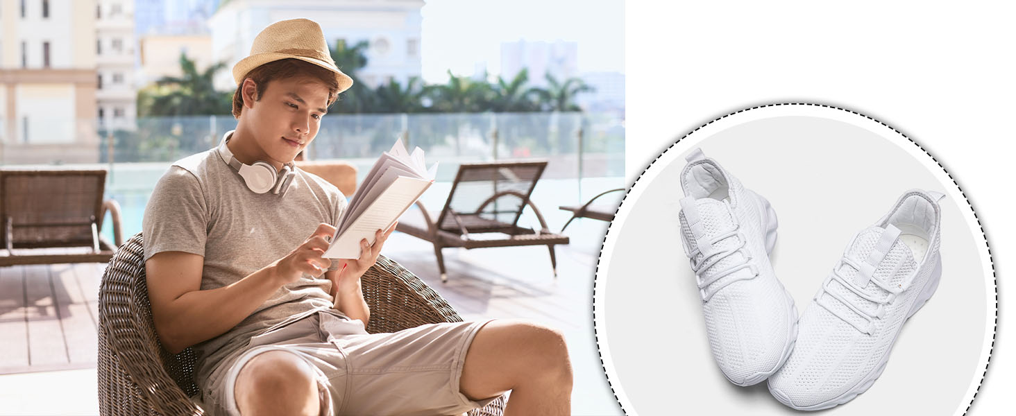 Чоловічі кросівки для бігу та занять спортом. Легкі, дихаючі, чорні, розмір 43 EU. Підходять для бігу, тренувань, фітнесу та повсякденного носіння.