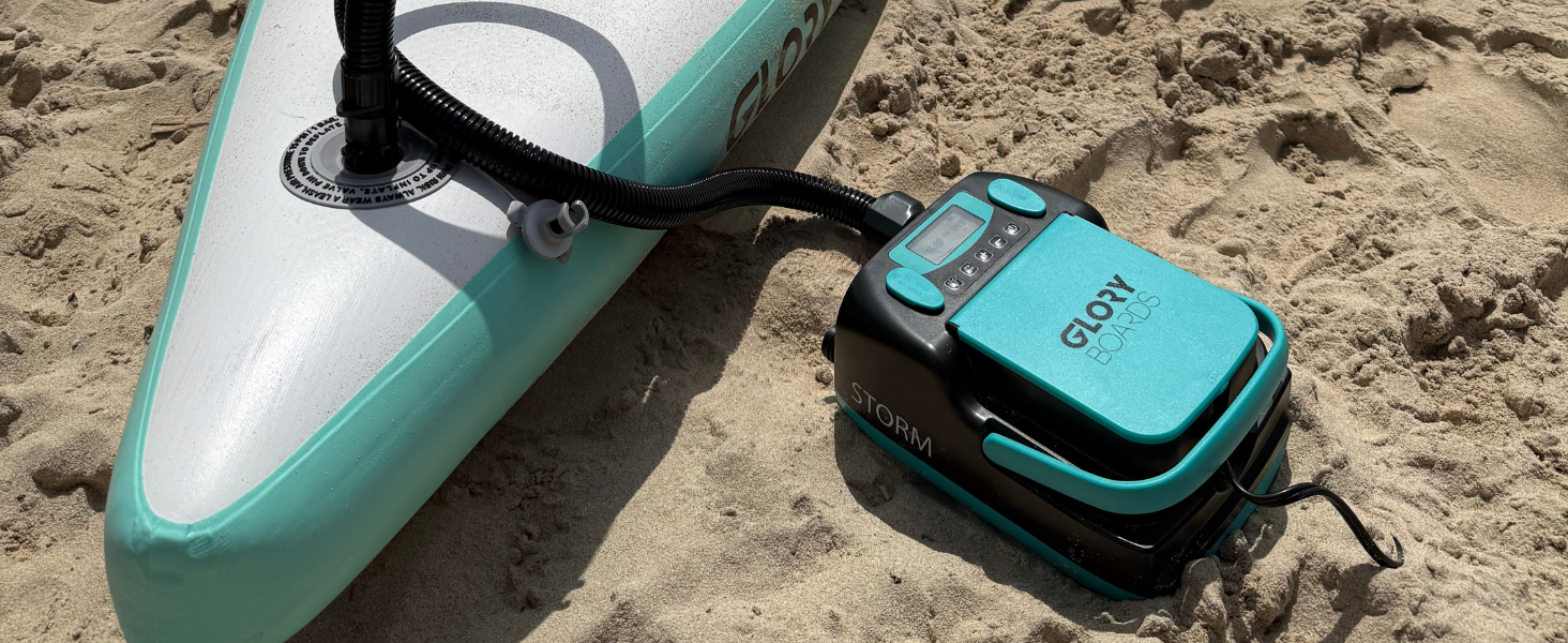 GLORY BOARDS® Storm - електричний насос для SUP з акумулятором, 20 PSI, 4 дошки, LED-ліхтар, USB-зарядка, 6 адаптерів