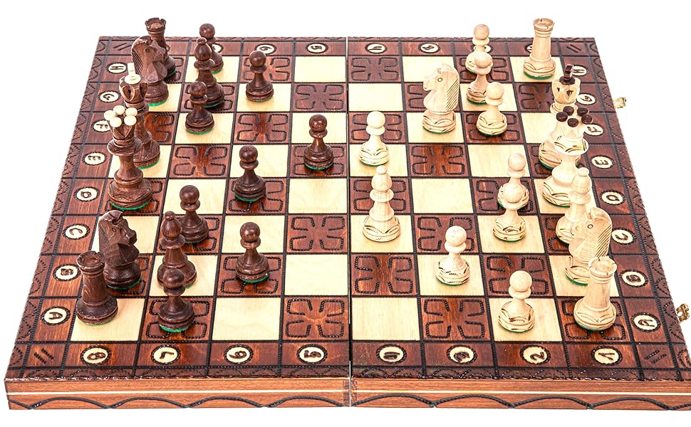 Дитячі шахи JUNIOR LUX 41x41 см – дерев'яні фігури та дошка