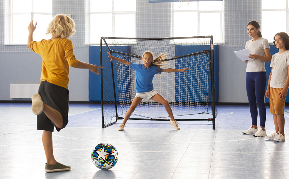 Футбольний м'яч Champions FootBall розмір 5 для дітей та дорослих - ідеальний подарунок для фанатів, гри та тренувань