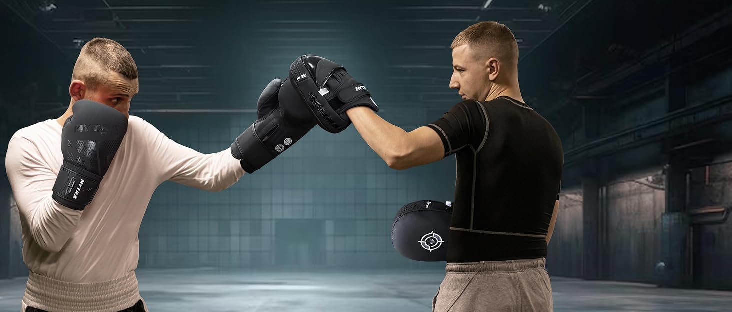 Рукавиці для боксу Mytra Fusion Box Pratzen Gebogen - чорні, для MMA, муай-тай, карате, кікбоксингу