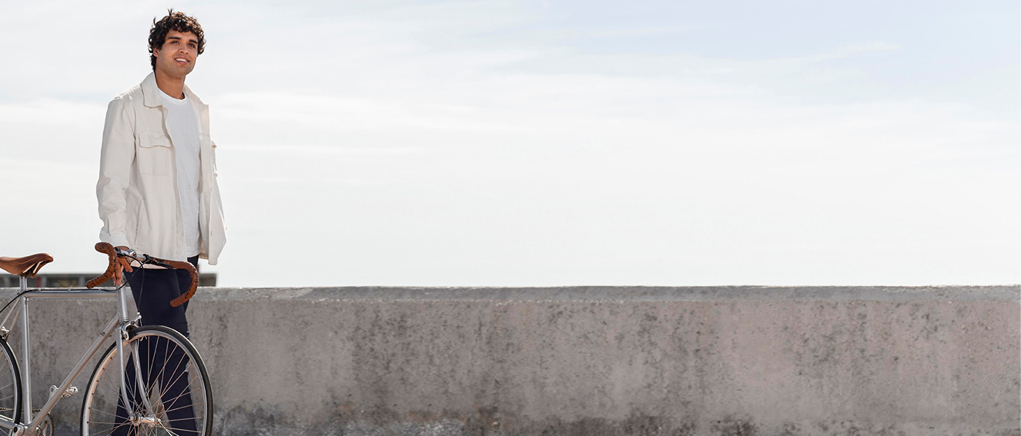 Чоловічі кросівки Oltyutc для бігу та занять спортом, літні, легкі, білі, 42 EU