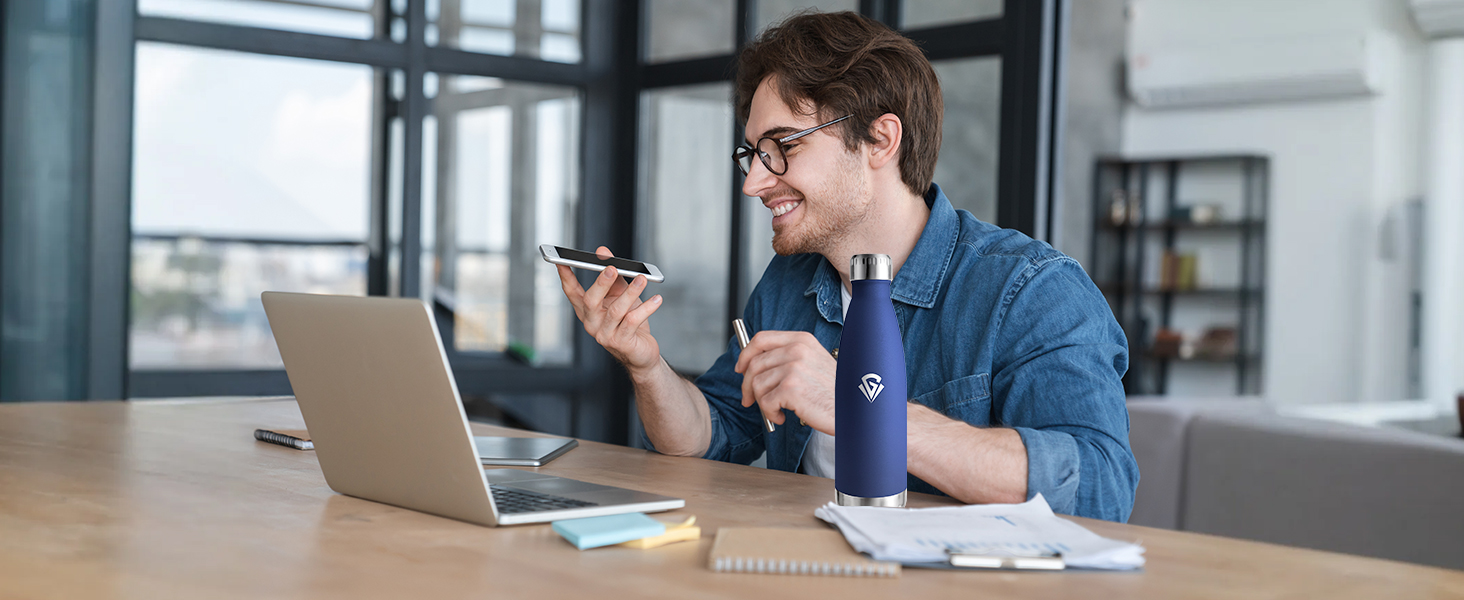 Термос-пляшка 750 мл, термокана з подвійними стінками, підходить для газованої води, без BPA, витокозахисна, ізольована пляшка з нержавіючої сталі для університету, роботи, подорожей, спорту, активного відпочинку, хлопчиків та дівчаток, 750 мл, темно-зелений