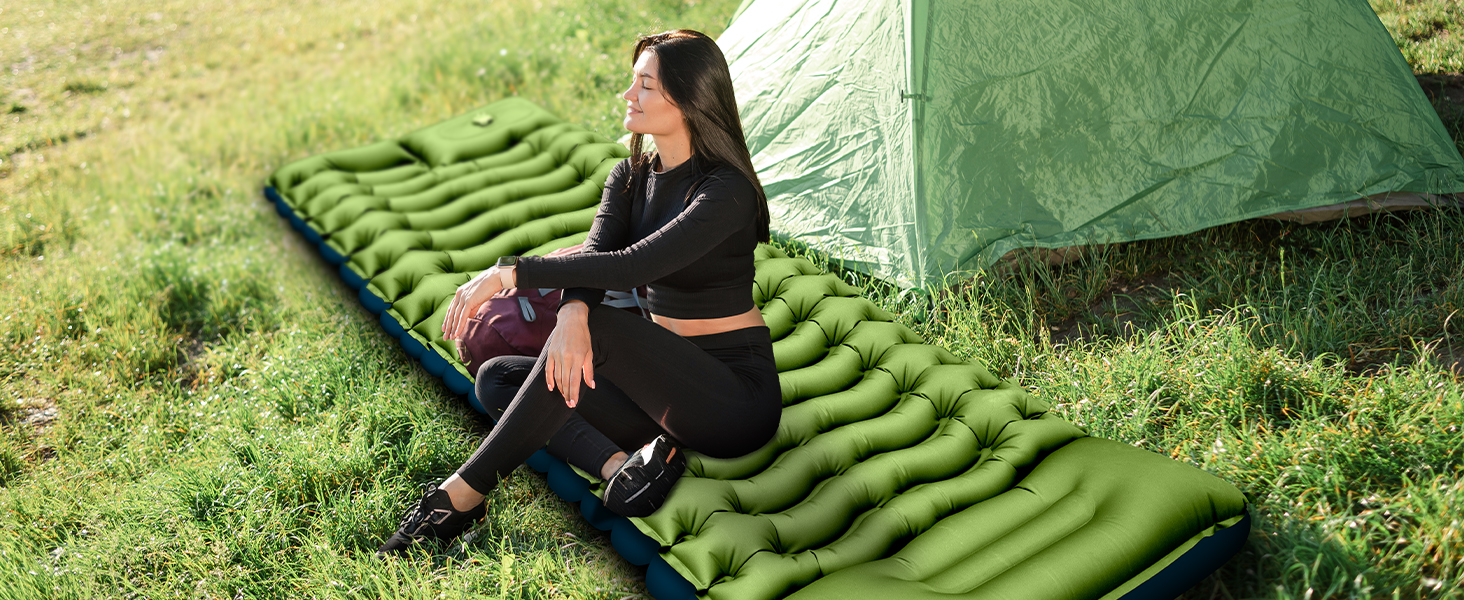 Килимок для кемпінгу Yuzonc Isomatte самонадувний, надувний матрац з насосом-пресом та подушкою, компактний та легкий для відпочинку на природі, зелено-блакитний