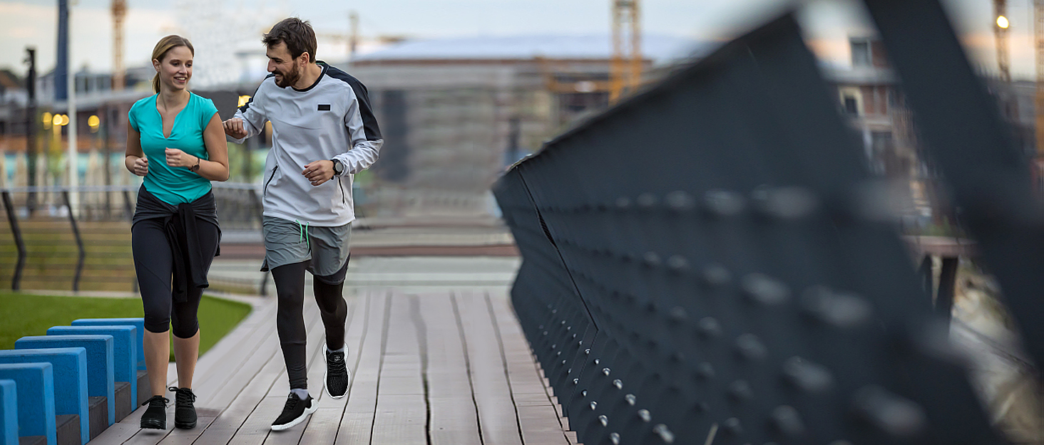 Жіночі бігові кросівки AHICO: легкі, дихаючі, для бігу та прогулянок (37 EU, білий)