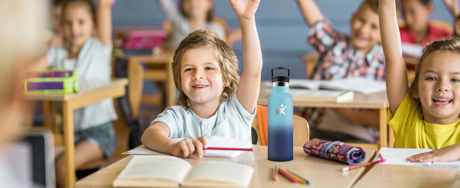 Фляга KollyKolla 750 мл з нержавіючої сталі, ізольована, з трубочкою, без BPA, для газованої води, вакуумна термофляга, фляга для дорослих, універсальна, для спорту, офісу, тренажерного залу, велосипеда, кемпінгу, темно-синій колір