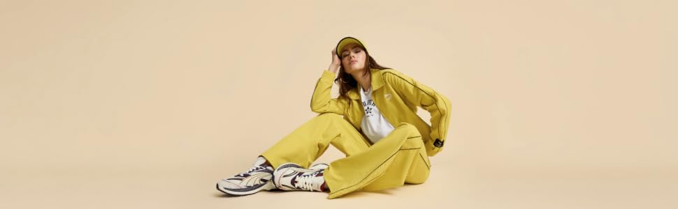 Жіночі кросівки PUMA Carina 3.0 Metallic Whisper White Silver Metallic (біло-сріблясті), розмір 38 EU
