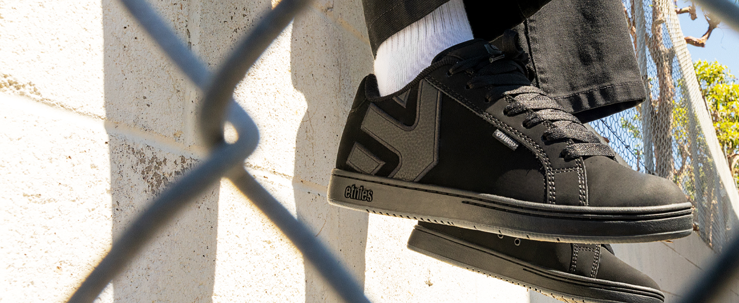 Жіноче скейтборд-взуття Etnies Jefferson Mtw W's (38.5 EU, світло-коричнево-блакитне)