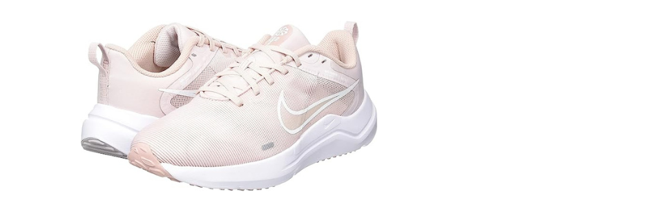 Кросівки Nike Downshifter 12 для чоловіків, Barely Rose White Pink Oxford, розмір 40.5 EU