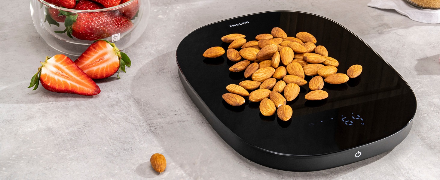 Фляга для води ZWILLING Tritan, 680 мл, темно-зелена, без BPA, для фітнесу, офісу та відпочинку