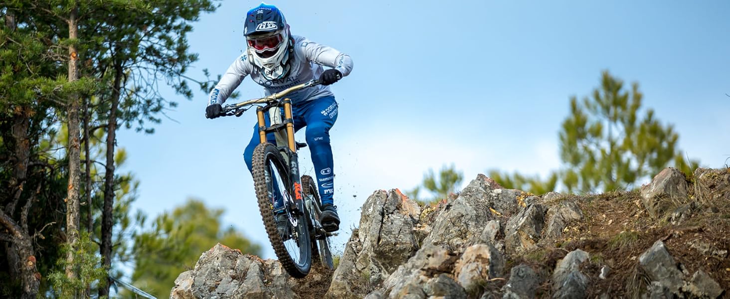 Велосидіння Funn Adlib CrMo червоне: зручне та легке сідло для MTB, BMX, шосейного велосипеда з вінілової шкіри