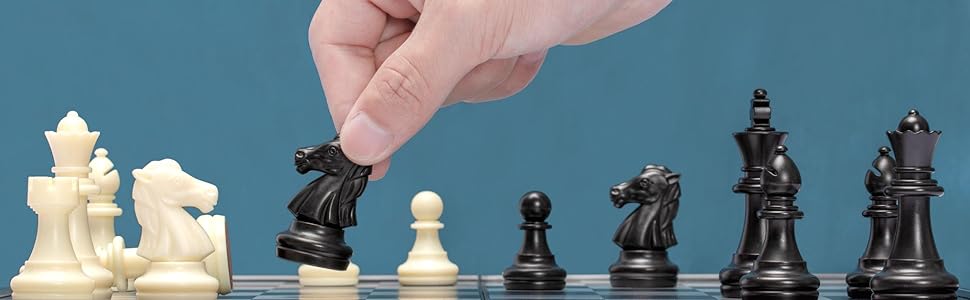 Набір для подорожей 2 в 1: шахи та шашки з магнітами - 31.8 см