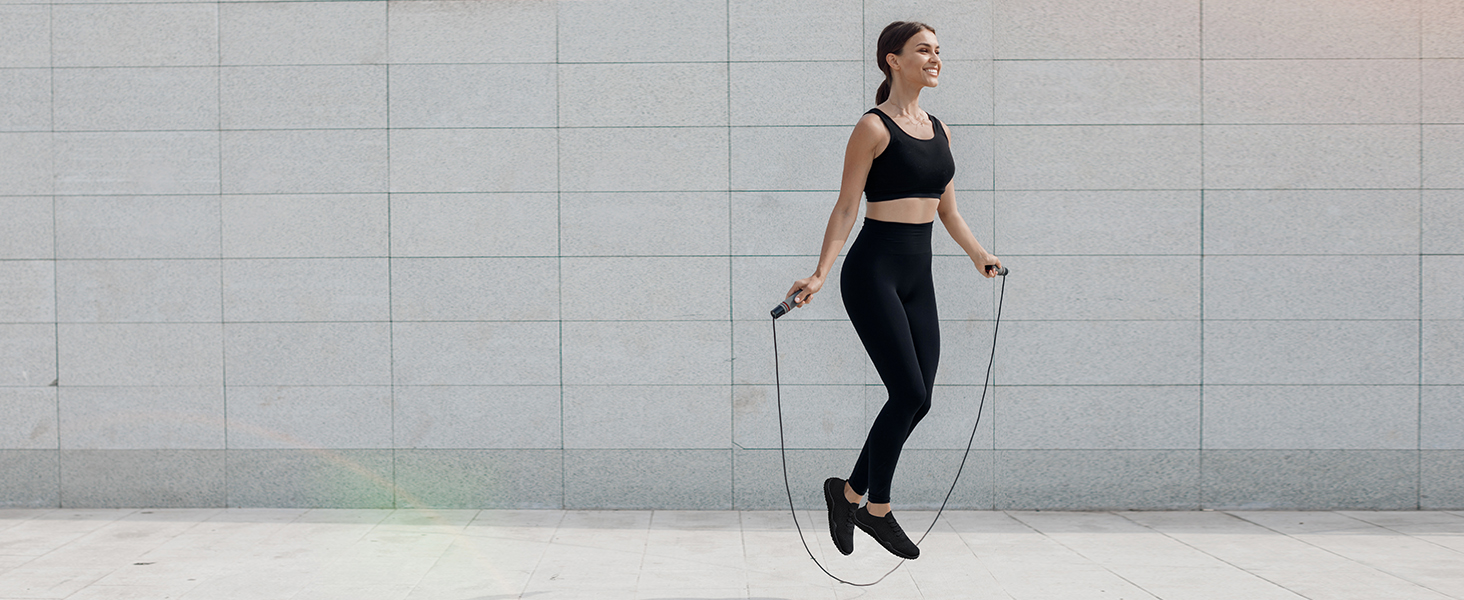 Жіночі спортивні кросівки Barfuss для бігу та занять спорту. Легкі, зручні, з підошвою, що не ковзає. Розмір 40 EU, чорний колір.