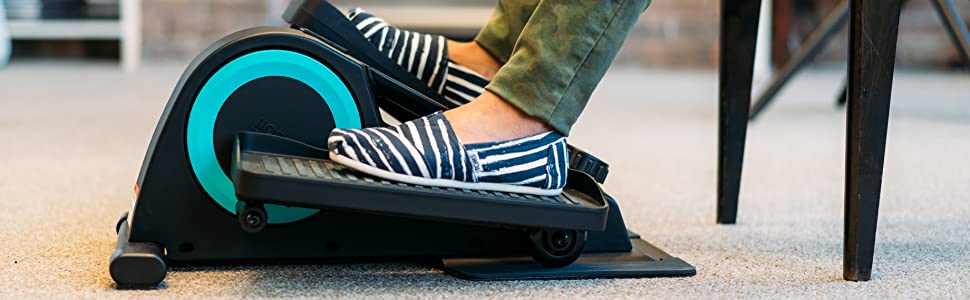 Cubii JR1 - Міні еліптичний тренажер для дому та офісу, тихий педальний тренажер під стіл, компактний та дбайливий до суглобів, фітнес-обладнання для літніх людей, велотренажер для активності сидячи