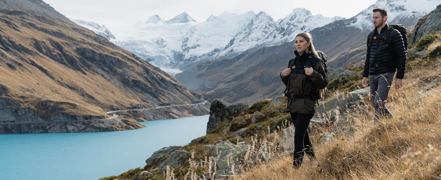Рюкзак Terra Peak 40 л з вентильованою спинкою, тримачем для питної системи та дощовиком, туристичний рюкзак для походів і прогулянок, чорний
