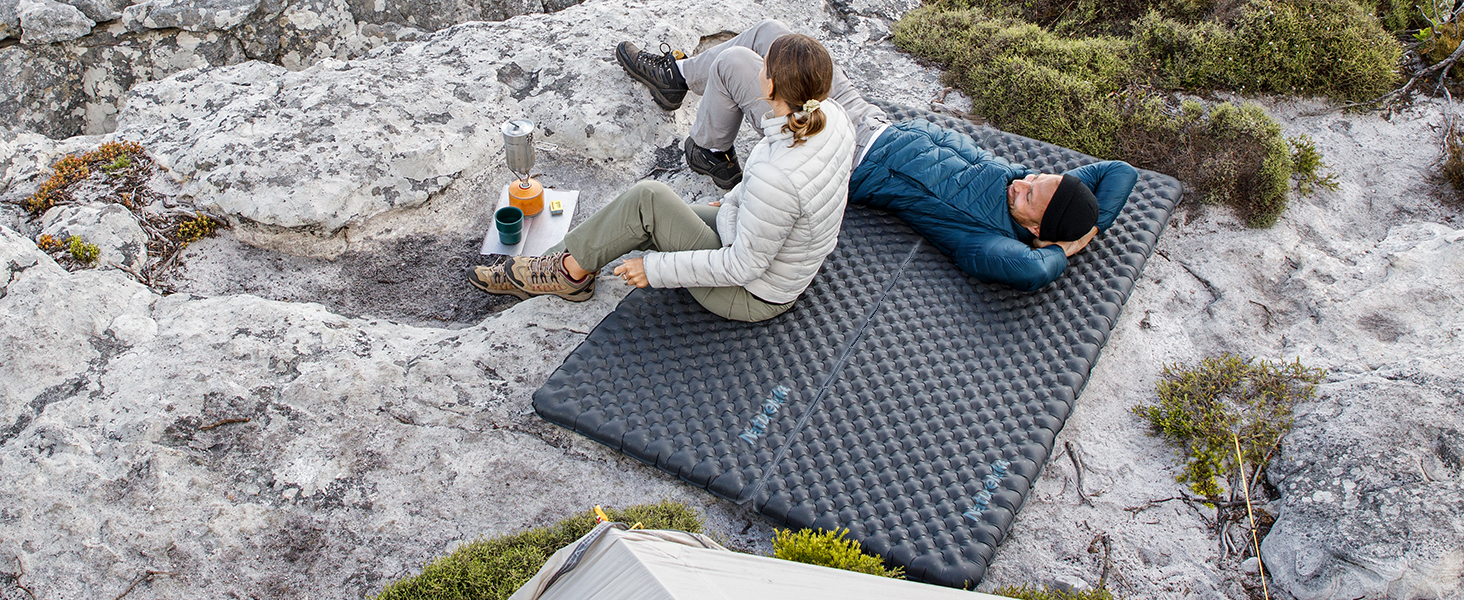 Каремат Naturehike 3.5R для кемпінгу самонадувний, зимовий (-6℃), зелений оливковий, тип 'Мумія', високий R-значення, 4 сезони