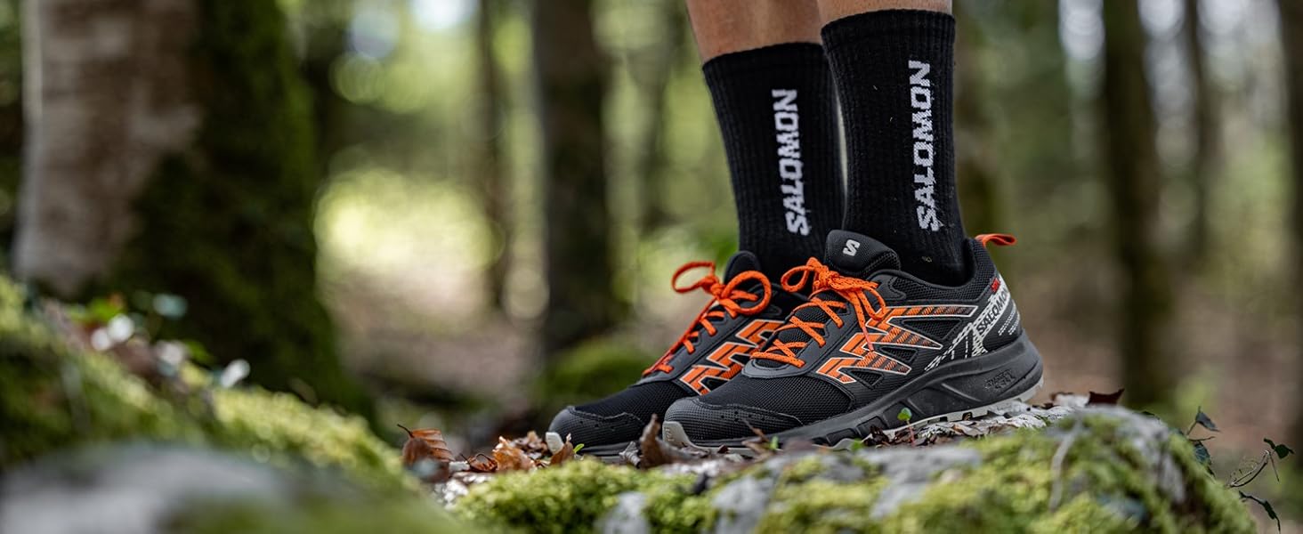 Жіночі трейлраннінг та похідні черевики Salomon Wander Gore-Tex, чорно-сливовий, розмір 38 2/3 EU