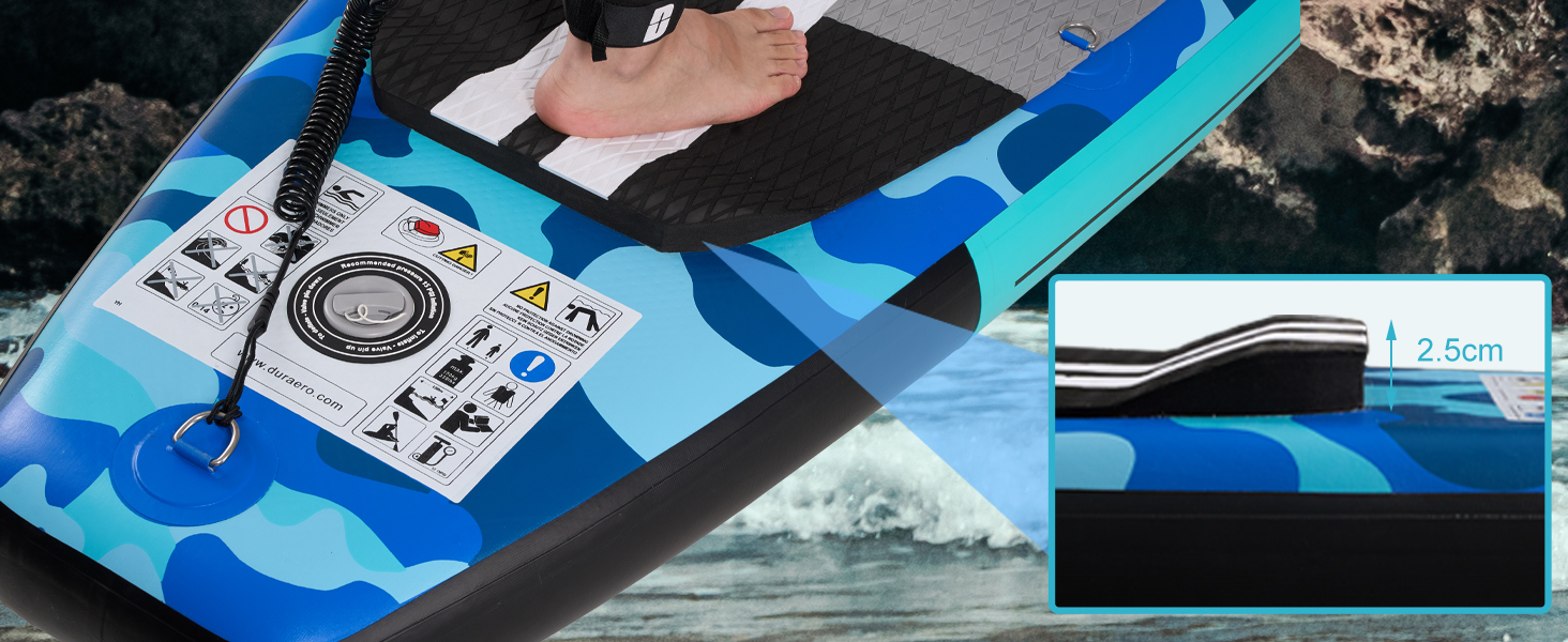 Надувний SUP-борд для веслування стоячи з каяковим сидінням, 330x76x15 см, вантажопідйомність до 150 кг, кріплення Cam, інтегрована підставка для ніг, 3 плавники, регульоване дволопатеве весло, повний комплект аксесуарів, блакитний камуфляж