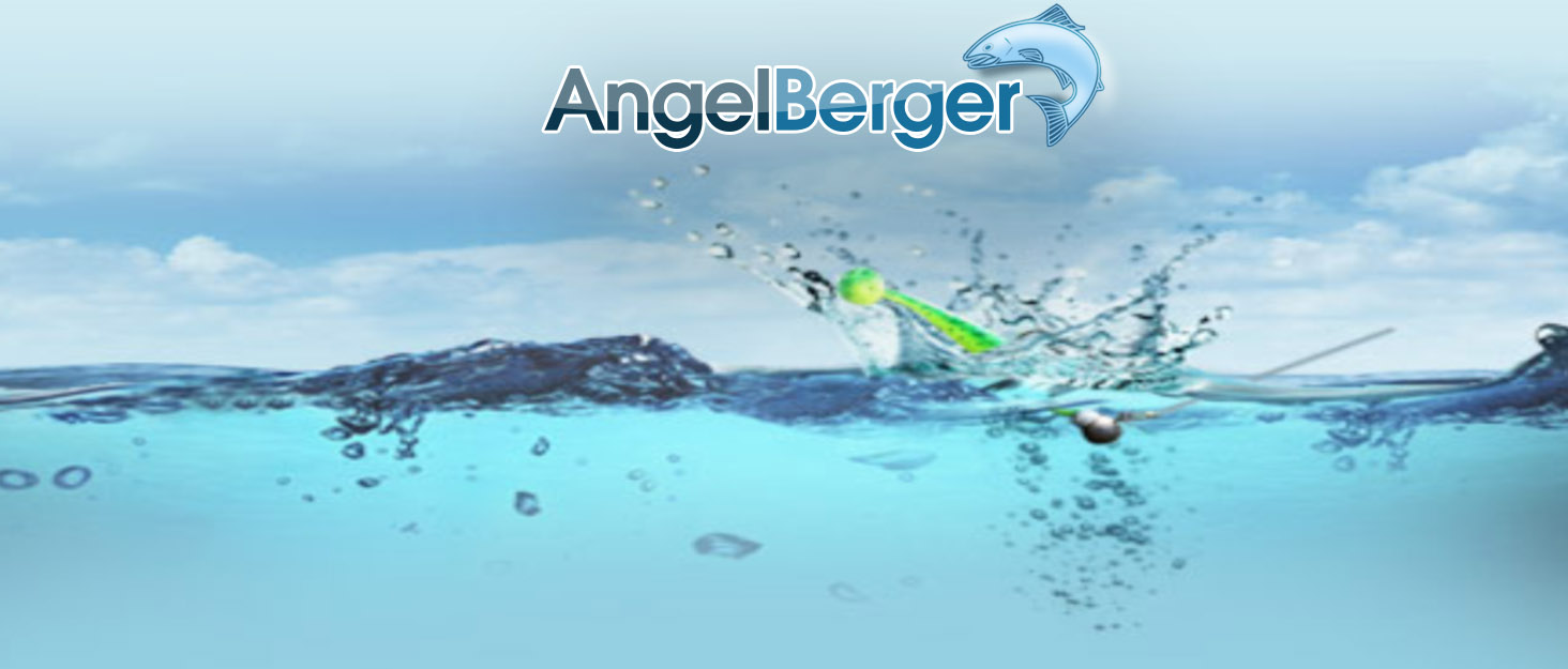 Складний стілець Angel-Berger Luxus з підстаканниками, подушкою та підлокітниками, зелений