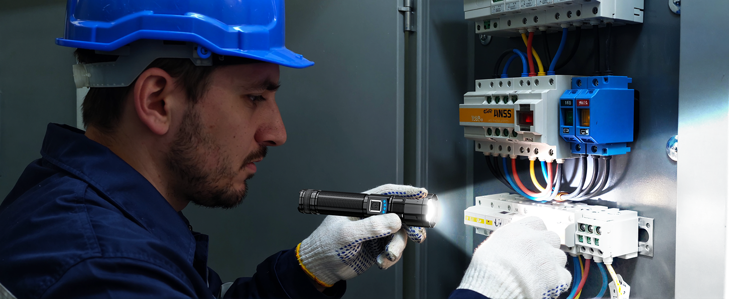 Ліхтар LED BUCASA 1000000 Люмен, XHP70.2, USB, Тактичний, IP67, 5 режимів, для кемпінгу та надзвичайних ситуацій