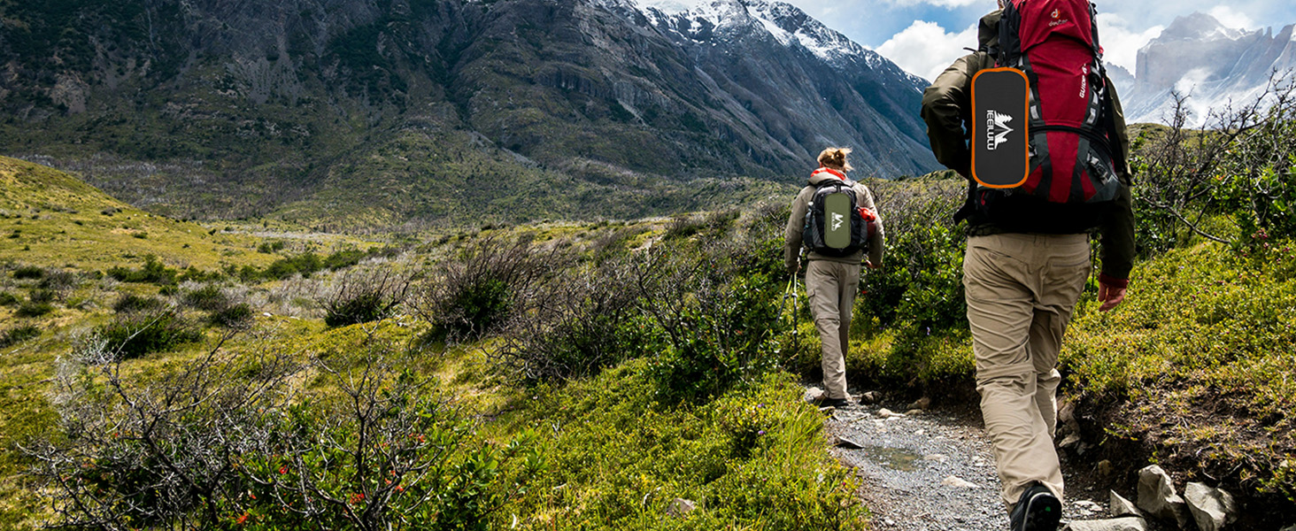 Складний туристичний стілець JONRRYIN для кемпінгу та відпочинку на природі: легкий, з кишенями та сіткою на спинці