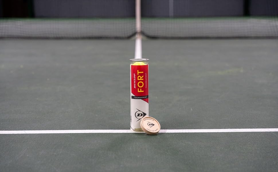 Тенісні м'ячі Dunlop Fort Tournament для ґрунту, хардкорту та газону, 4 шт.