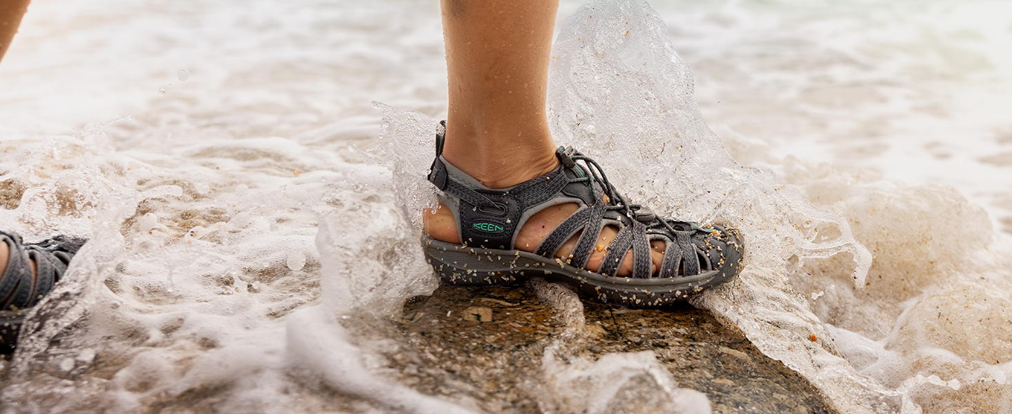 KEEN Whisper Sportsandalen жіночі спортивні сандалі з закритим носком Taupe Coral 40 EU