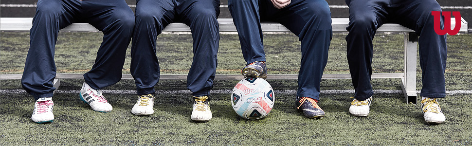 М'яч для футболу Wilson PENTAGON, розмір 4, 30-секційний дизайн, білий/чорний, WTE8527XB04