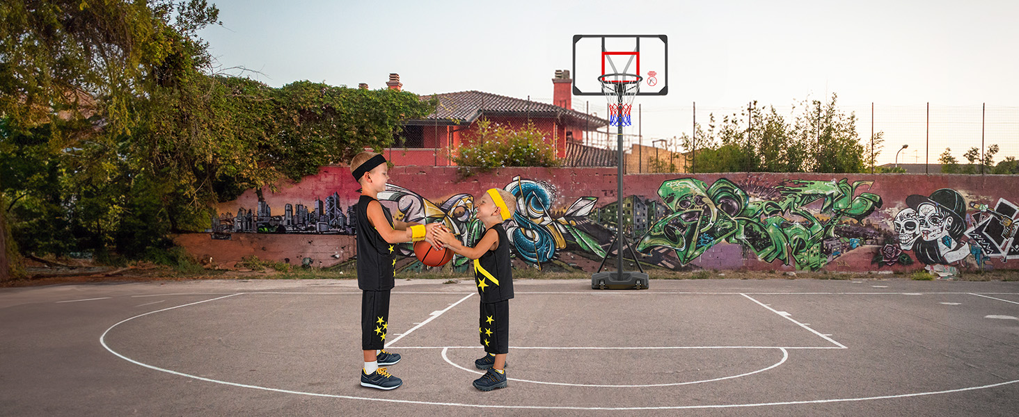 Баскетбольний кошик вуличний дитячий/підлітковий на колесах, регульована висота 147-260 см, з полікарбонатною щитом 82x53 см та розширеною основою, чорно-червоний