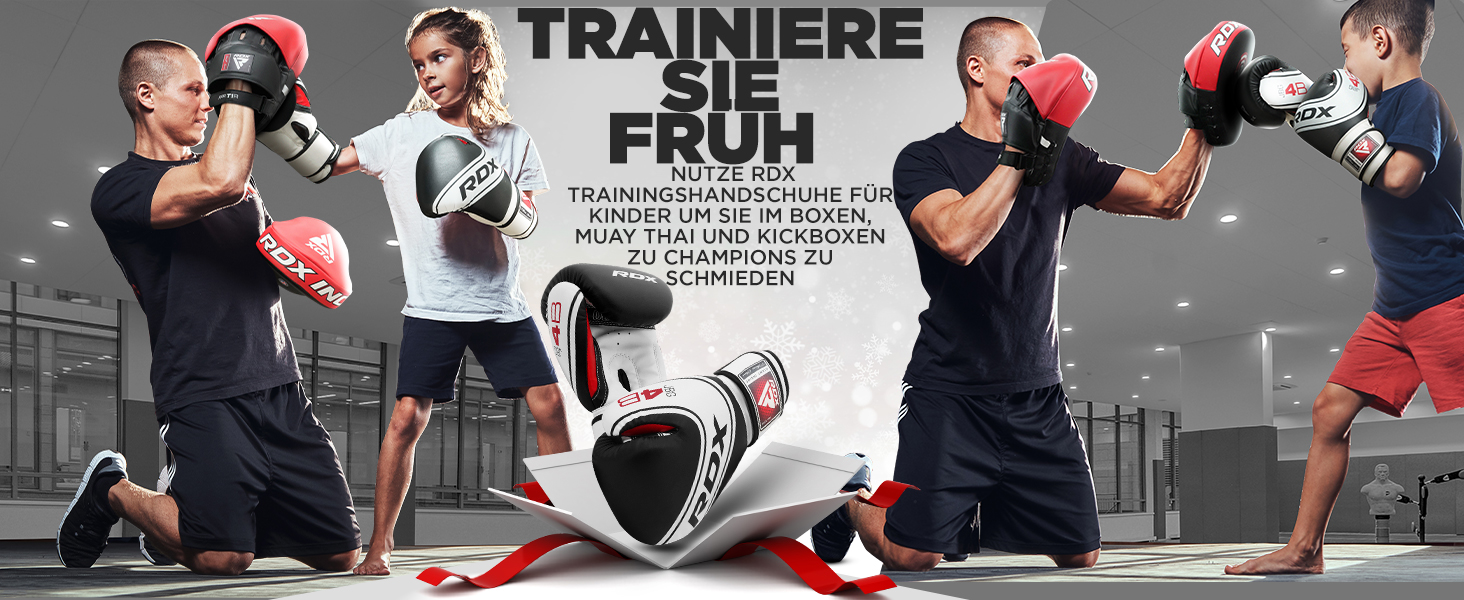 Дитячі боксерські рукавички RDX 6oz/4oz для тренувань, спарингу, кікбоксингу, MMA, чорного кольору