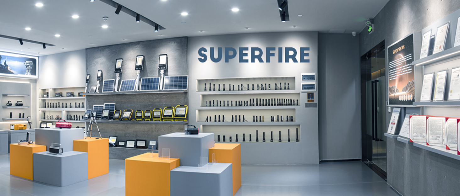 Налобний ліхтарик SuperFire LED акумуляторний, водонепроникний, 5 режимів роботи, з червоним світлом, чорний