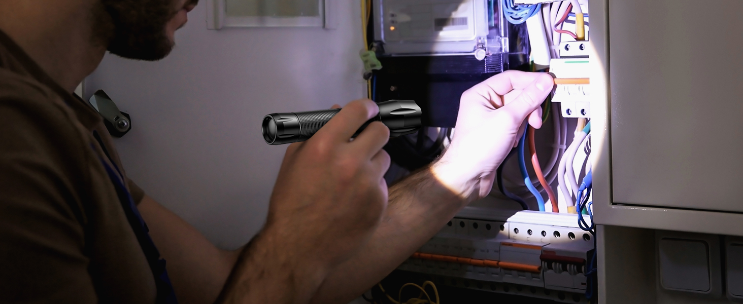 LED ліхтарі Blukar, 2 шт., 2000 люмен, зумуючі, 5 режимів, водонепроникні (IPX6), для кемпінгу, туризму, риболовлі, надзвичайних ситуацій