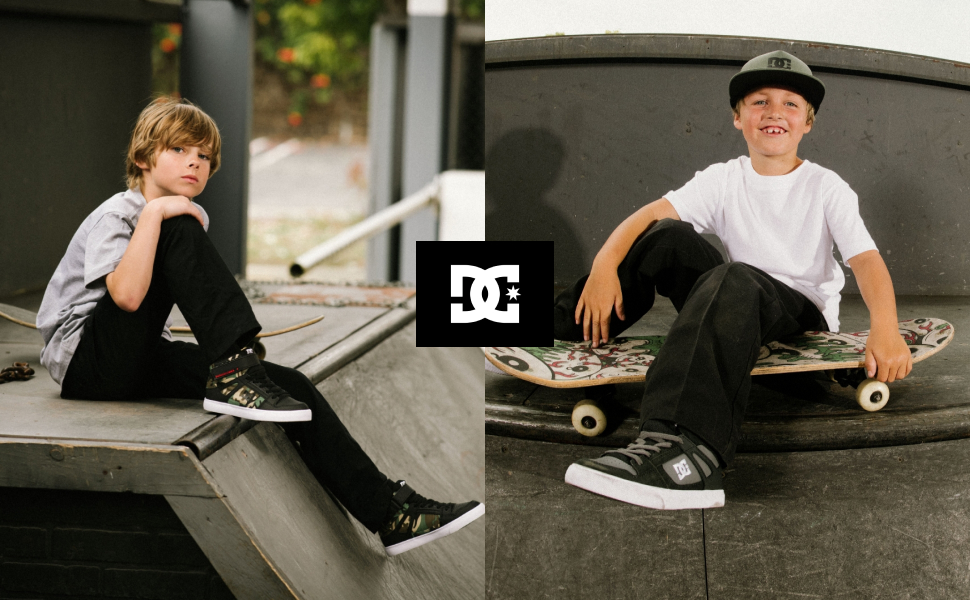 DC Shoes Court Graffik - Скейтбординг черевики для хлопчиків (30.5 EU, Black Multi White)