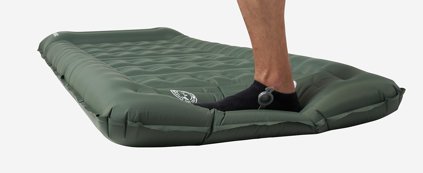 Надувна ізомат Extradicke 12 см - з насосом та подушкою. Ідеально для кемпінгу, піших прогулянок та байкпакінгу