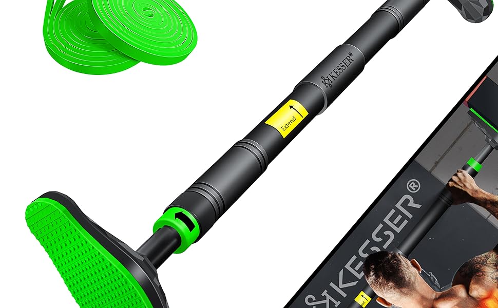 KESSER® Турнік для дверей регульований, турнік для домашніх тренувань, турнік без свердління, висувний 68-106 см, вантажопідйомність до 300 кг, з неслизькими ручками, з еластичними стрічками (зелені)