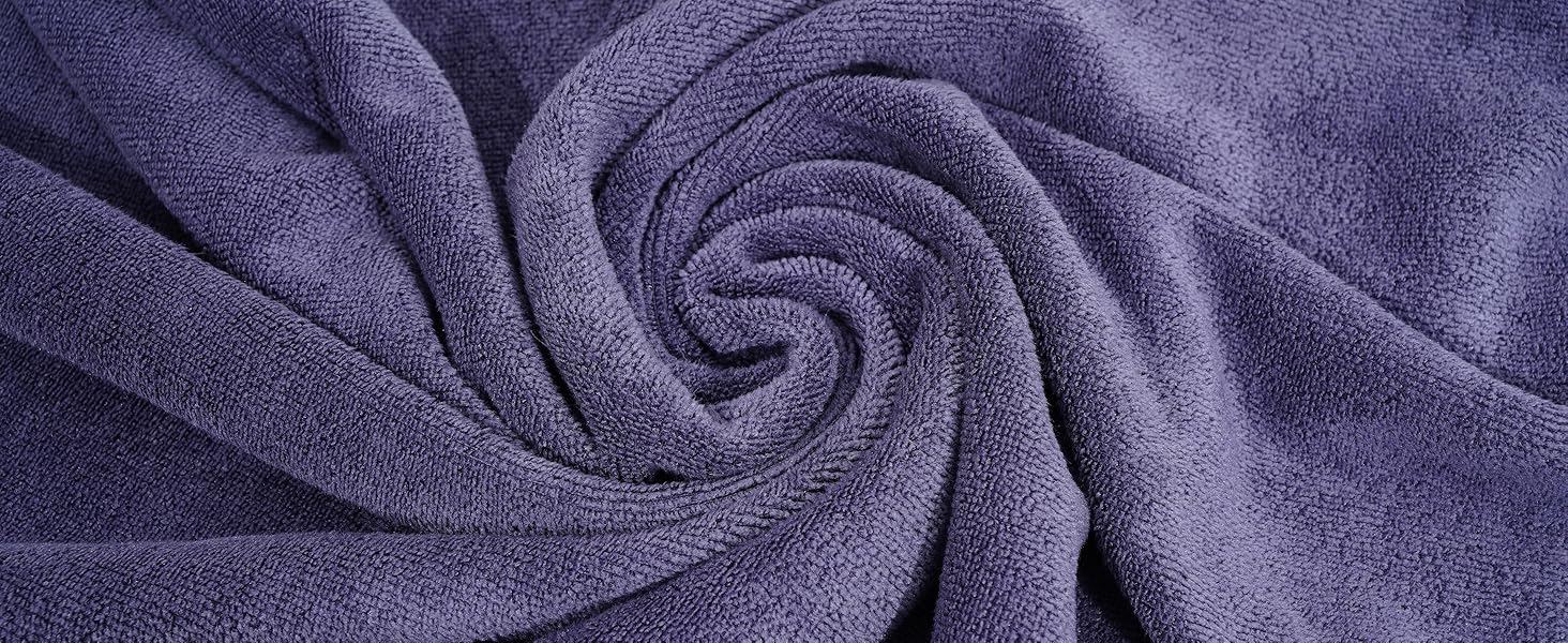 Набір рушників для фітнесу - великий 135×50 см з кишенею на блискавці & спортивний рушник 100×30 см - з високоякісної мікрофібри, швидковисихаючий та м'який - з мішком для зберігання - для спортзалу, тренувань, йоги, фітнесу. Глибокий фіолетовий колір