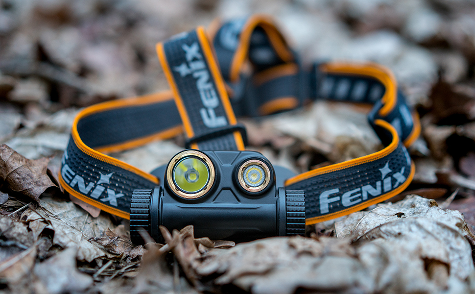 Налобний ліхтар Fenix HM65R LED: 1000 лм (промінь) та 400 лм (заливка), водонепроникний, зарядка USB-C, для трейлраннінгу, альпінізму та велоспорту