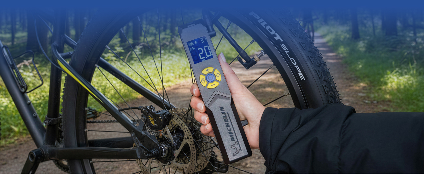 Міні-компресор Michelin Akku 10 Bar – портативний, цифровий | Для авто, велосипеда, електровелосипеда, мотоцикла, кемпера та причепа | 150 PSI, 7.4 V / 2500 mAH | LCD-дисплей, LED-підсвічування