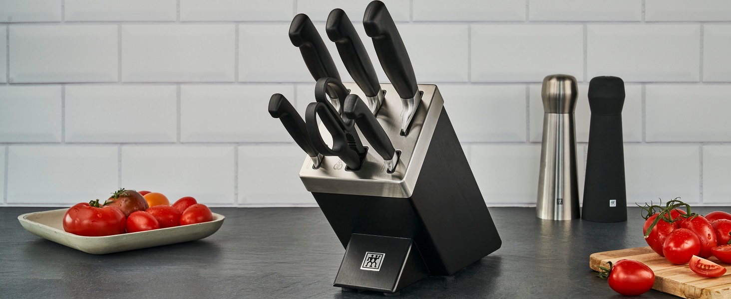 Фляга для води ZWILLING Tritan, 680 мл, темно-зелена, без BPA, для фітнесу, офісу та відпочинку