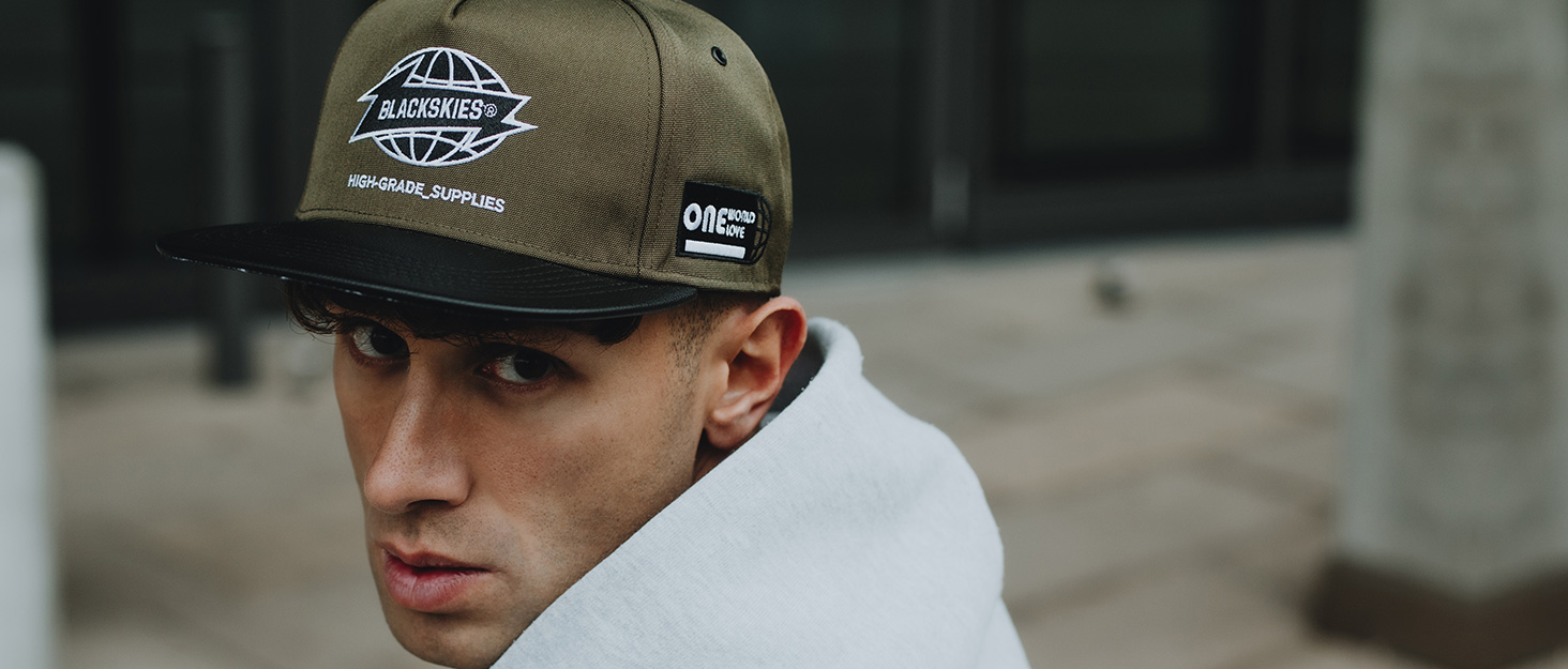 Кепка-снэпбек Blackskies® Ancient Gods Hathor — унісекс бейсболка преміум якості з логотипом, регульована, однакові розмір