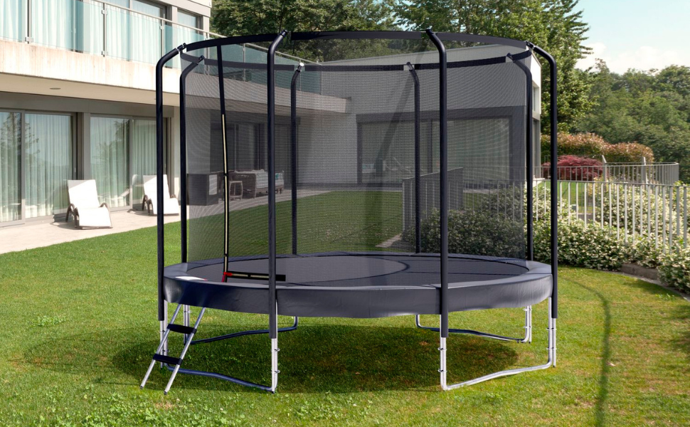 Батут Semi-Pro 10FT (305 см) з чорним захисним покриттям, сіткою, матцем та сходами