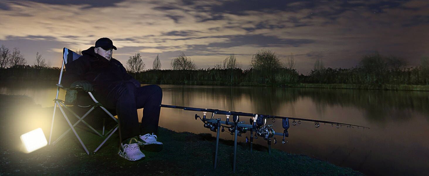 Eventek LED кемпінговий ліхтар 4000LM, 20000mAh Power Bank, USB, до 144 годин, IPX5, 4 режими, для читання, намету, риболовлі, надзвичайних ситуацій