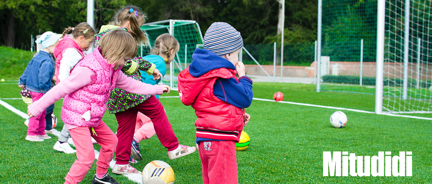 Дитячі кросівки для дівчаток: легкі, дихаючі, для бігу та занять спортом (34 EU, рожевий)