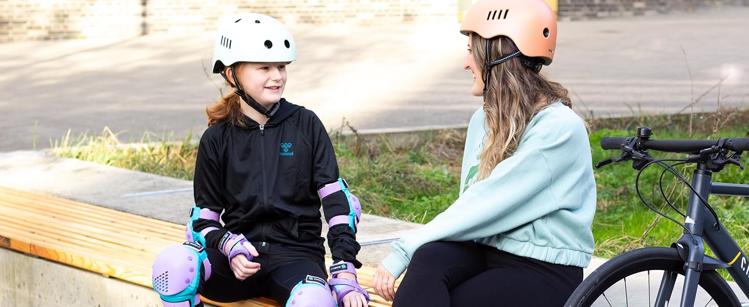 Шолом велосипедний SKATEWIZ дитячий/молодіжний, 8 дизайнів, M, чорно-синій