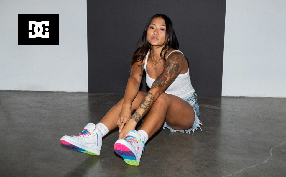 Жіночі кросівки DC Shoes Court Graffik, чорного кольору, розмір 42.5 EU