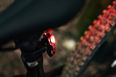 OSRAM LED ліхтарі для велосипеда Race 100, передній і задній, StVZO, з брейк-ліхтарем, акумуляторні, 100 люкс, три режими яскравості