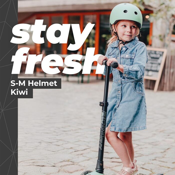 Дитячий шолом Scoot and Ride з регульованими ремінцями, матовим покриттям, LED-підсвіткою та флісовою підкладкою, розміри S/M