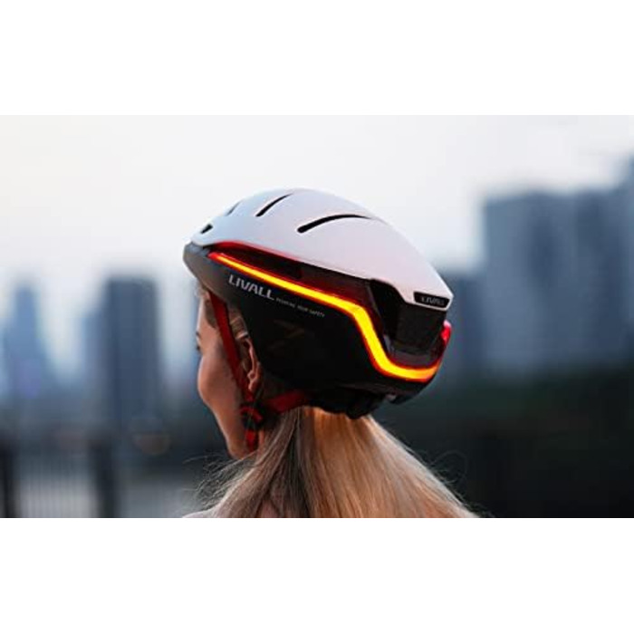 Велошолом LIVALL Evo21 з інтелектуальним підсвічуванням