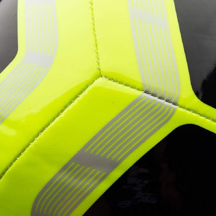 Футбольний м'яч Nike Pitch FA19, універсальний, для дорослих